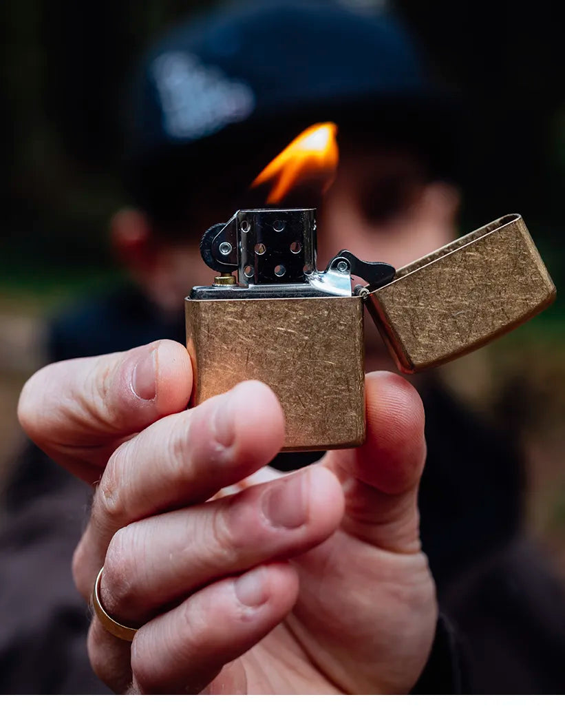 Zippo Bensin, Wick og Flint