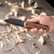 BeaverCraft Shadow Bushcraftkniv - i hånden