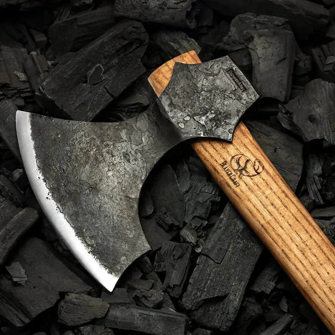 AX5 Håndsmidd Vikingøks - 770mm Øks - Game-On.no