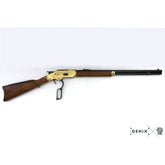 Denix Winchester 1873 replika rifle i gull med spaken nede