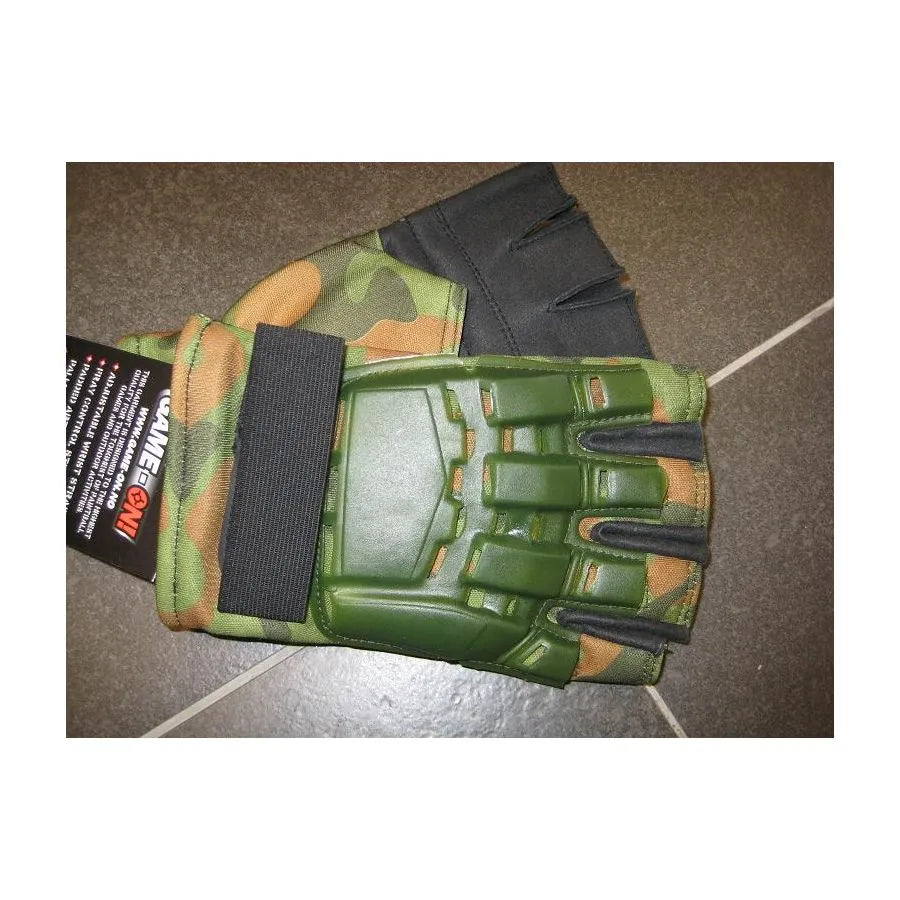 Halv Finger Camo Hansker - Game-On.no