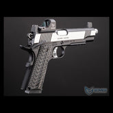 EMG x Kimber Eclipse 1911, med rødpunktsikte, gravering synlig
