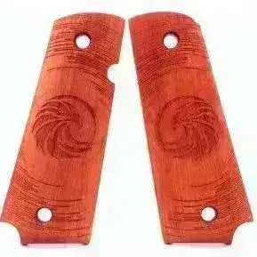 Pistolgrep i Valnøtt til Colt 1911 - Eagle Head - SETT - Game-On.no