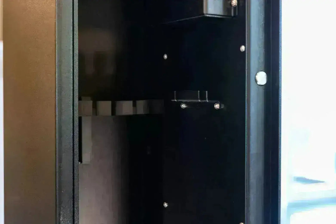 Raufoss Basic 6 våpenskap – sikker og romslig våpenoppbevaring - Game-On.no