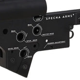 Specna Arms Aether CNC V2 gearboxskall, nærbilde av 8mm bushing-hull, AoE og trigger adjustment