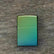 Zippo Lighter - Klassisk Høypolert Teal - Game-On.no